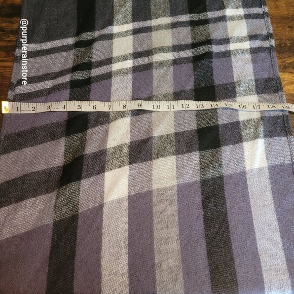 Banana Republic Cashmere Blend Fringe Blanket Wrap Karen Plaid Purple Black - Picture 7 of 8